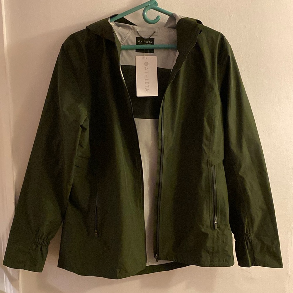 Athleta Rainout Traverse Jacket - Waterproof - Green Aspen Olive - Sz M